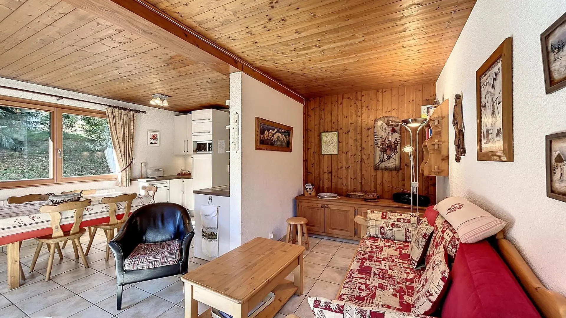 Bel Apt Au Centre De Combloux Avec Jardin, Balcon, Wifi Et Parking A 300M Des Commerces - Fr-1-560-52
